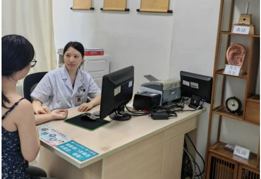 配资114查询网 中西融合·守护生命之花——龙江医院妇科中西融合打造女性全周期健康管理